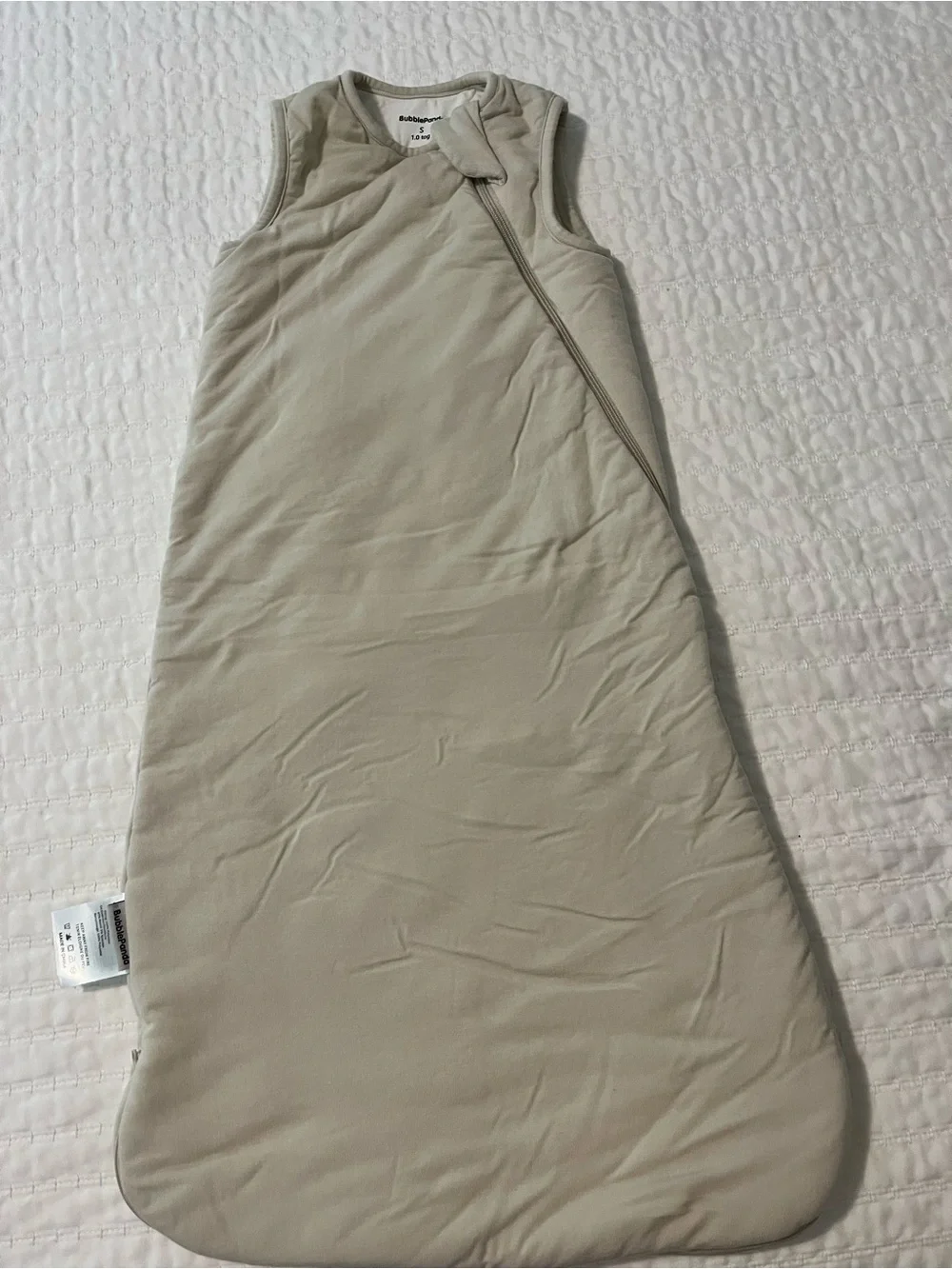 NWOT 1.0 tog size small Sleeveless sleep sack - Neutral Beige